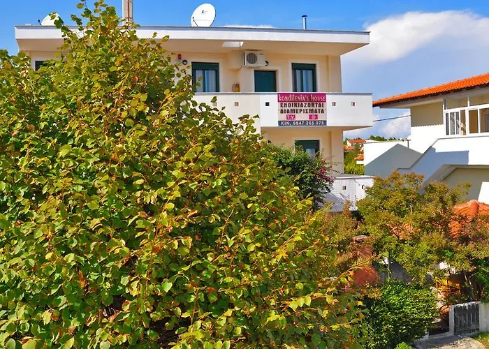 Kondilenias House